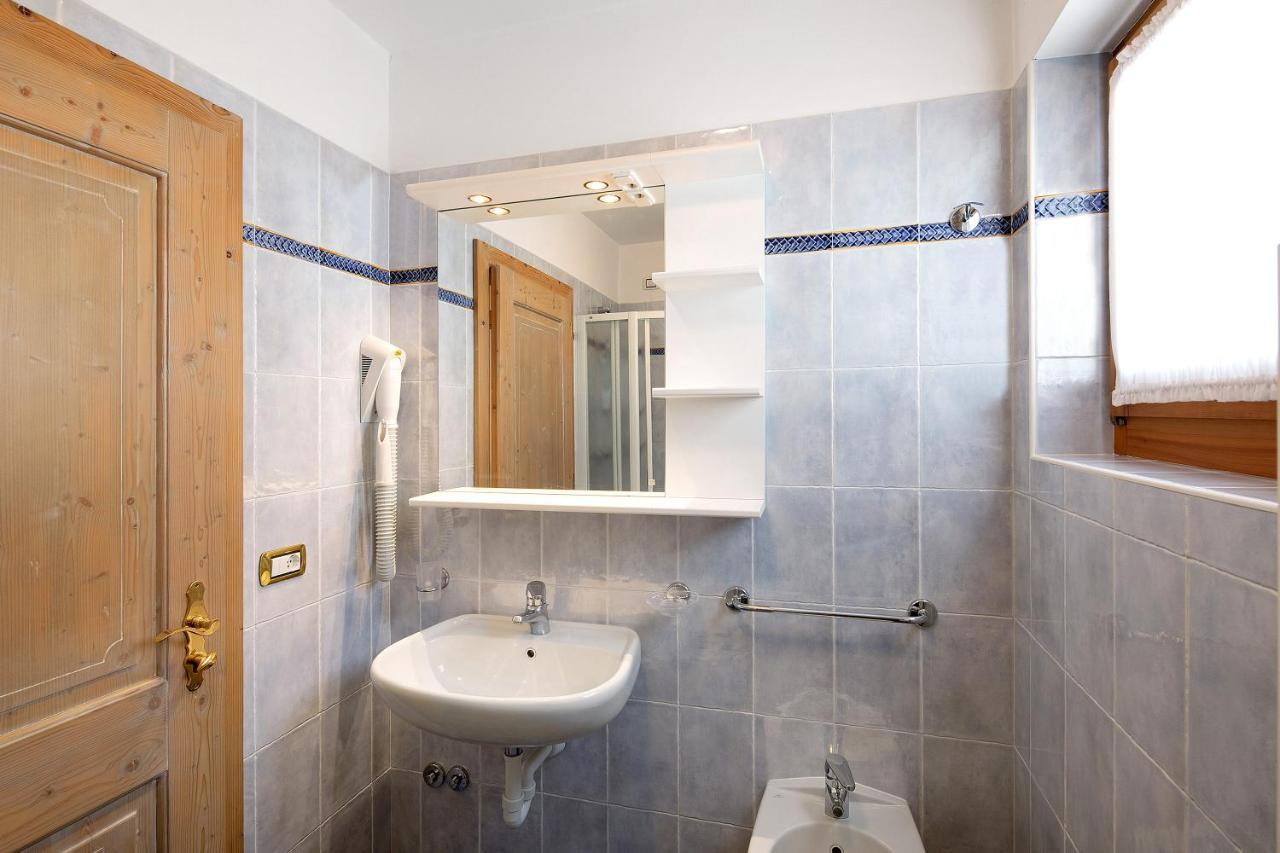 דירות ליביניו Casa Li Roina N 45 מראה חיצוני תמונה